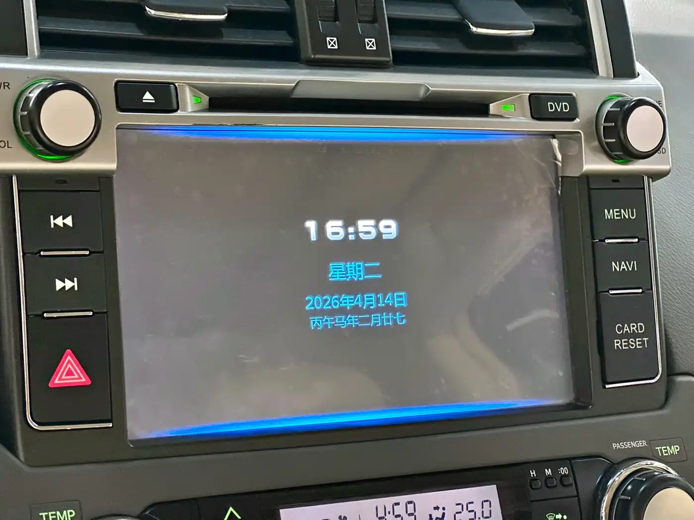 Toyota Prado 2014 4.0L Automatic TX-L фото 12