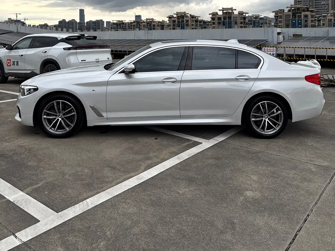 BMW 5 Series 2020 525Li M Sport Package фото 3