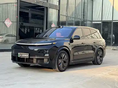 Li Auto L8