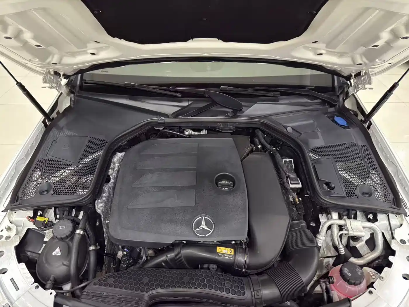 Mercedes-Benz C-Class 2020 Facelift C 260 L Sport фото 14