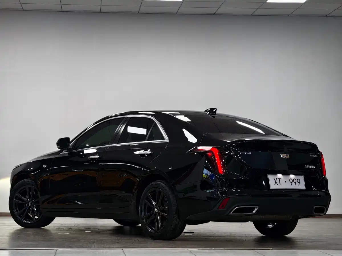 Cadillac CT4 2023 25T Luxury Model фото 2