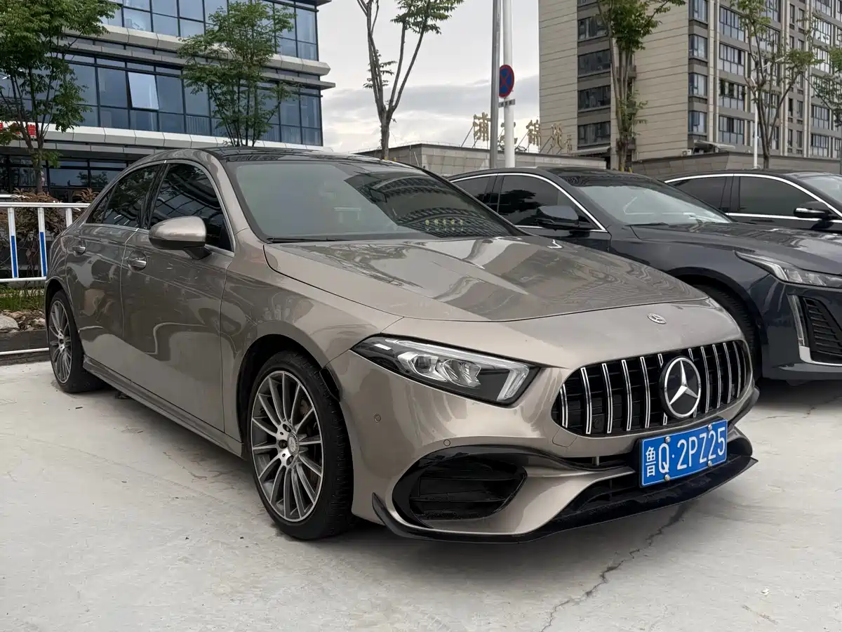 Mercedes-Benz A-Class 2021 A 200 L Sport Sedan Dynamic Type фото 3