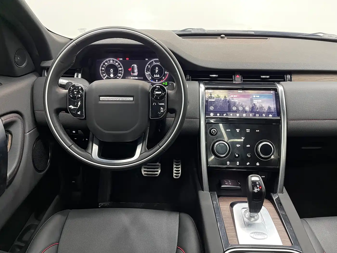 Land Rover Discovery Sport 2020 249PS R-Dynamic Performance фото 4