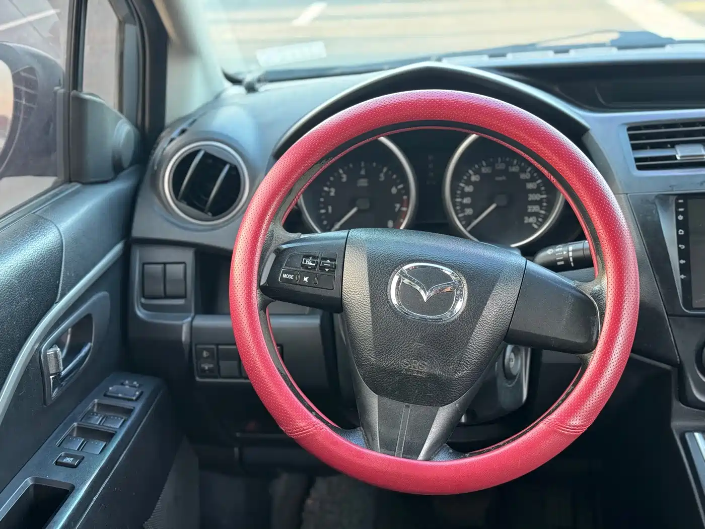 Mazda Mazda5 2012 2011 2.0L Automatic Comfort