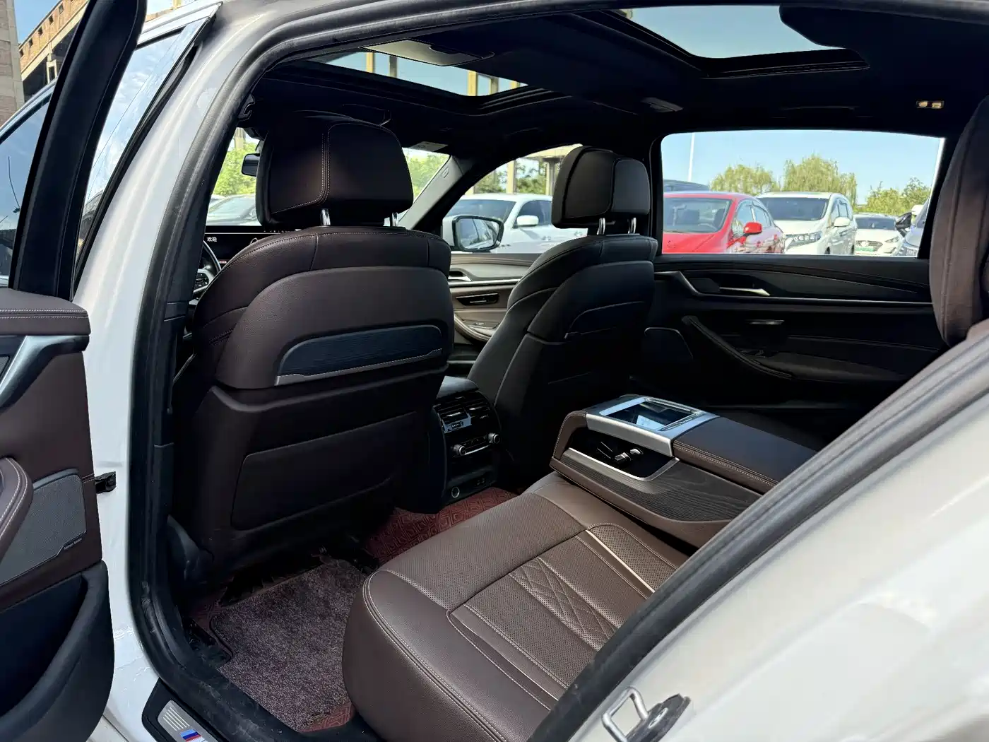 BMW 5 Series 2021 530Li Premium M Sport Package фото 12