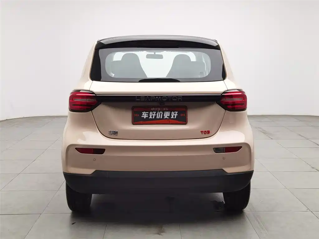 ZERO-RUNNING CAR ZERO RUN T03