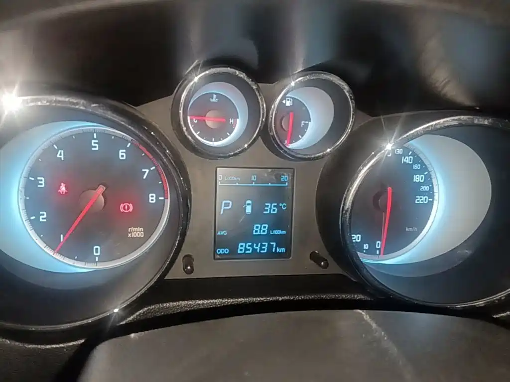 Changan CS35 2015 2015 1.6L Automatic Premium (China IV)