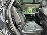 Фото 19 - Audi Q7