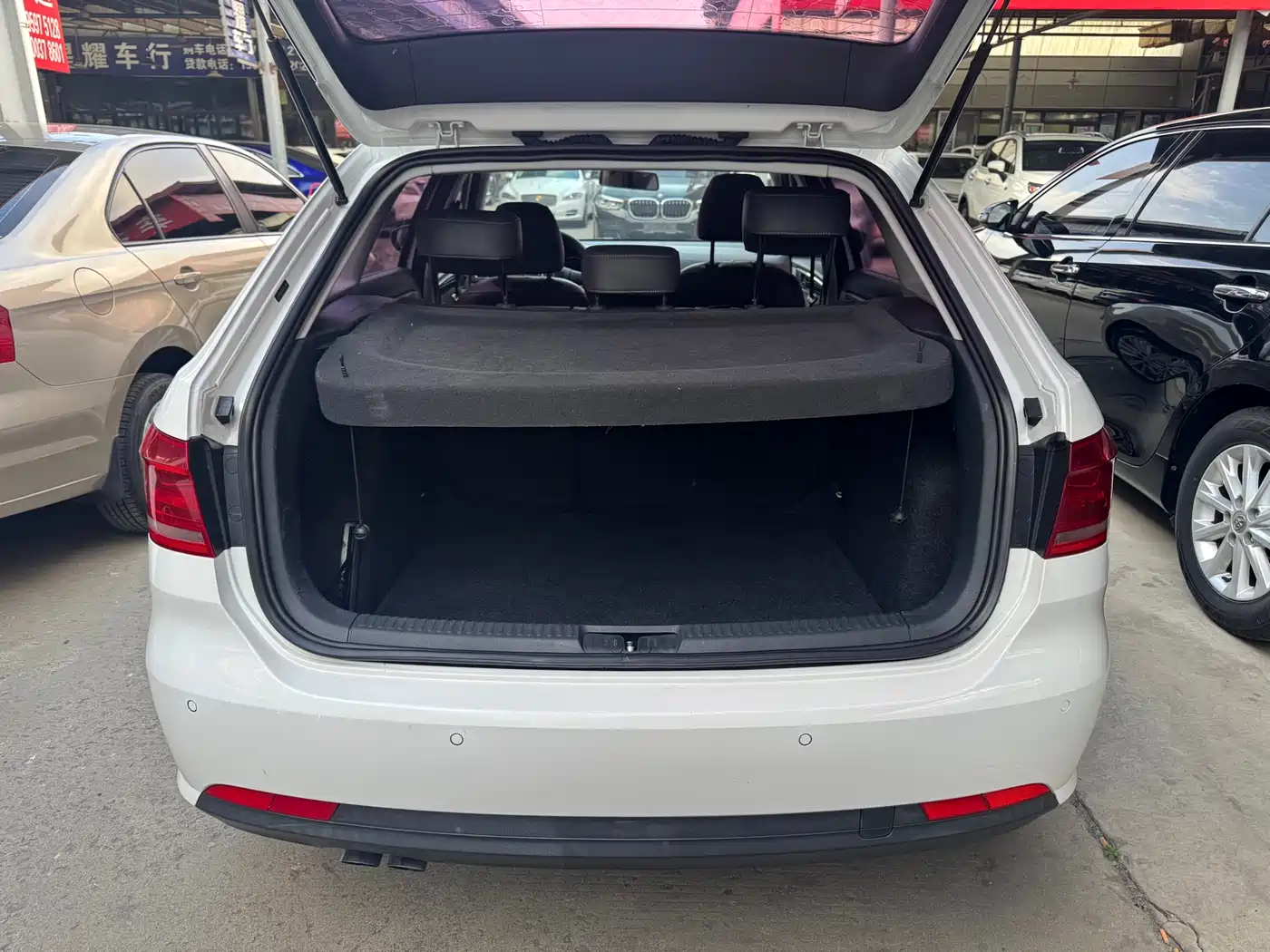 Volkswagen Lavida Tour 2013 1.4TSI Automatic Comfort фото 4