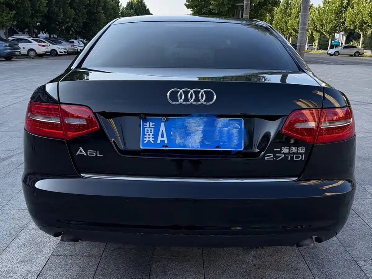 Фото 5 - Audi A6L