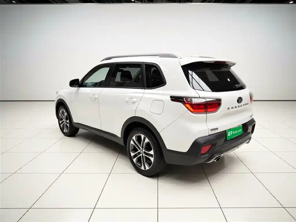 Kia Sportage 2019 2.0L Automatic Smart Luxury Edition фото 4