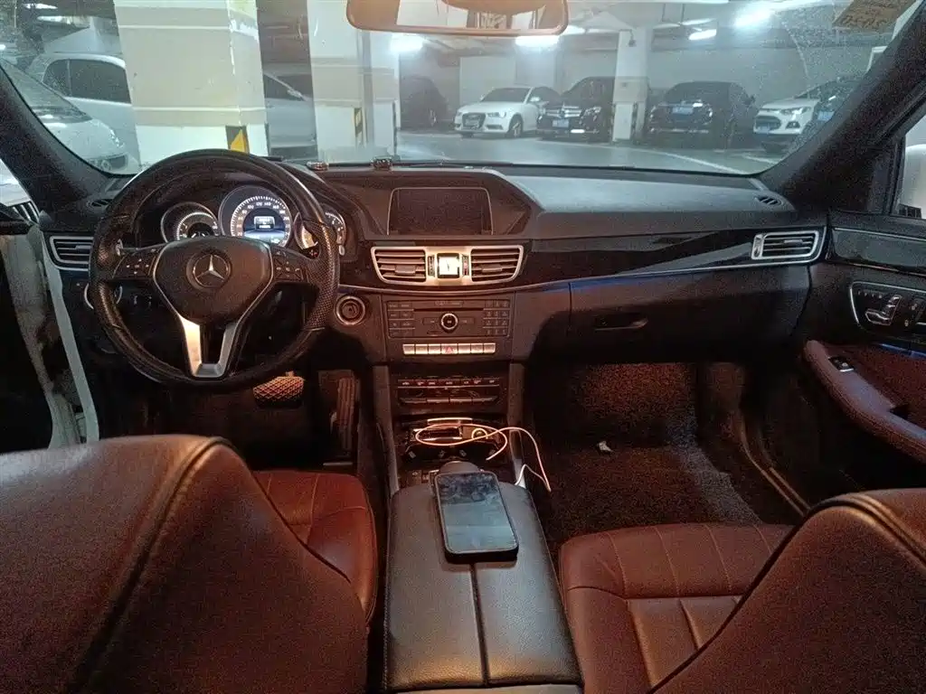 Mercedes-Benz E-Class 2015 Facelift E 260 L Sport Luxury фото 13