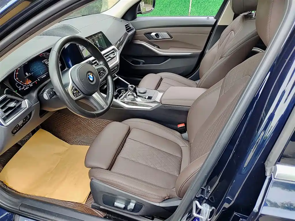 BMW 3 Series 2022 325Li M Sport Package фото 7