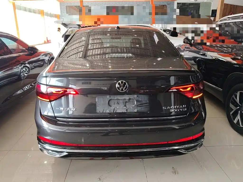 Volkswagen Sagitar 2023 300TSI DSG Excellence Edition фото 6