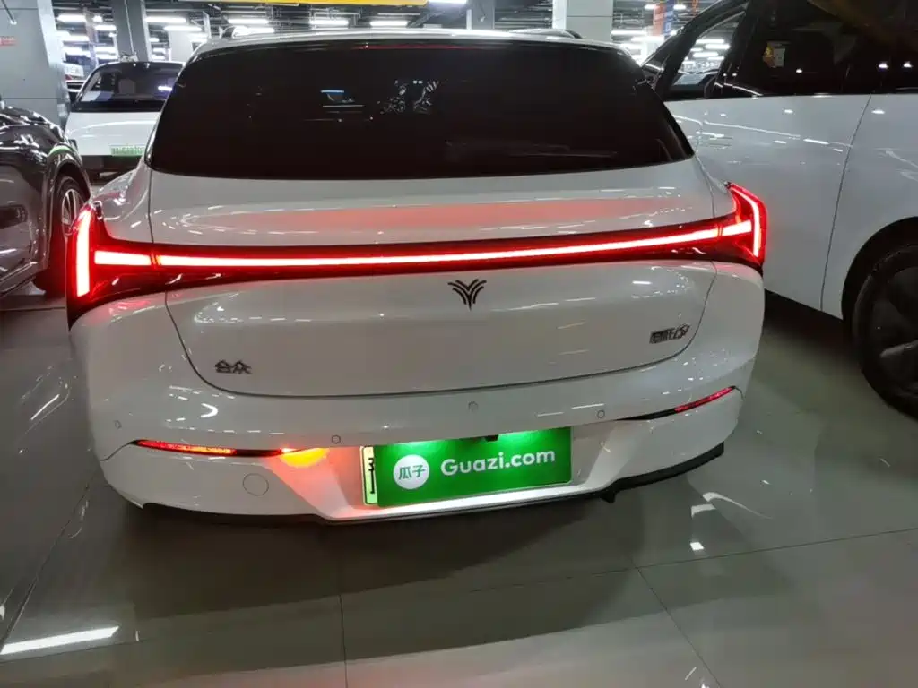 Фото 6 - Nezha Auto Nezha S Shooting Brake