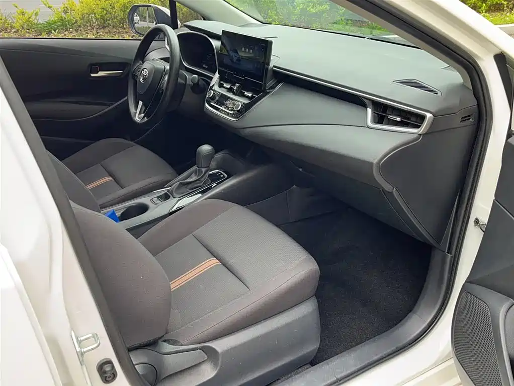 Toyota Levin 2023 Smart Hybrid 1.8L Luxury фото 12