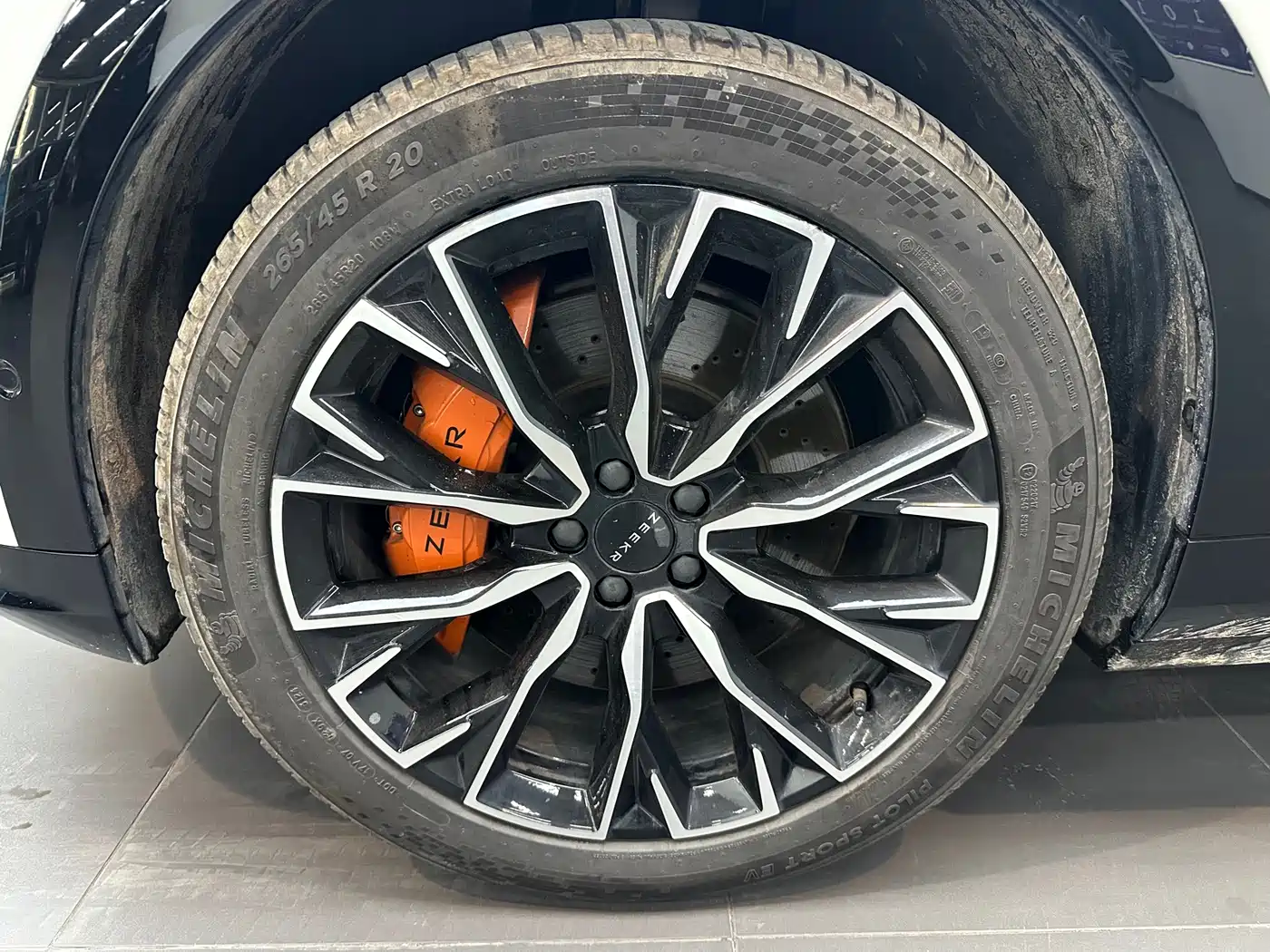 ZEEKR EXTREME KRYPTON 7X