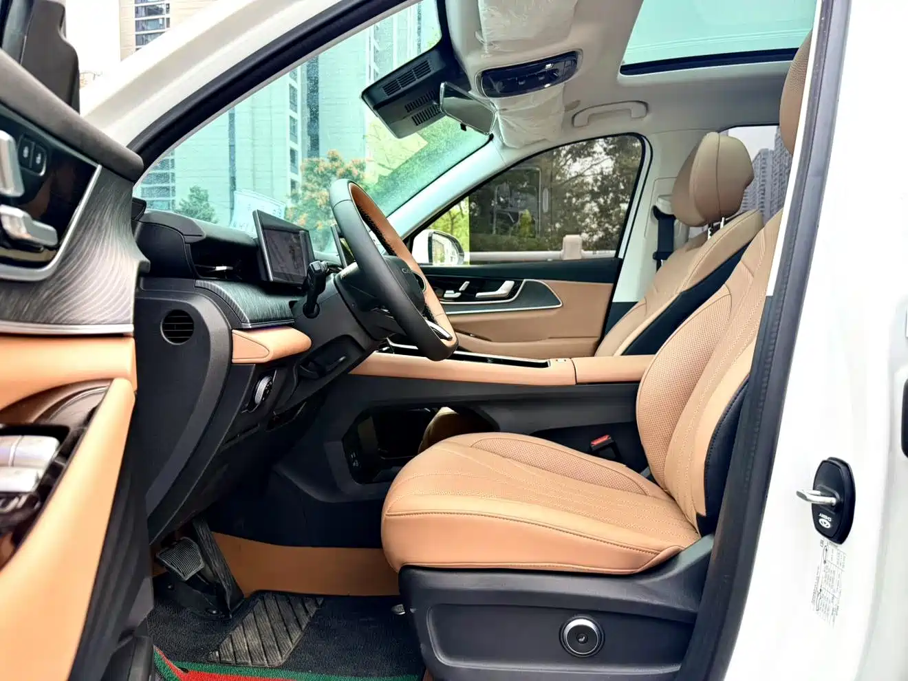 Chery Tiggo 8L 2025 2024 2.0T 2WD Premium 5-seater