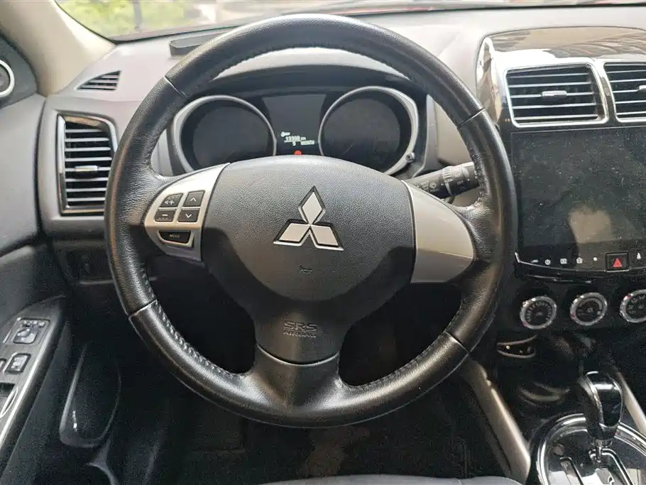 Mitsubishi ASX 2018 2.0L CVT 2WD Premium фото 15