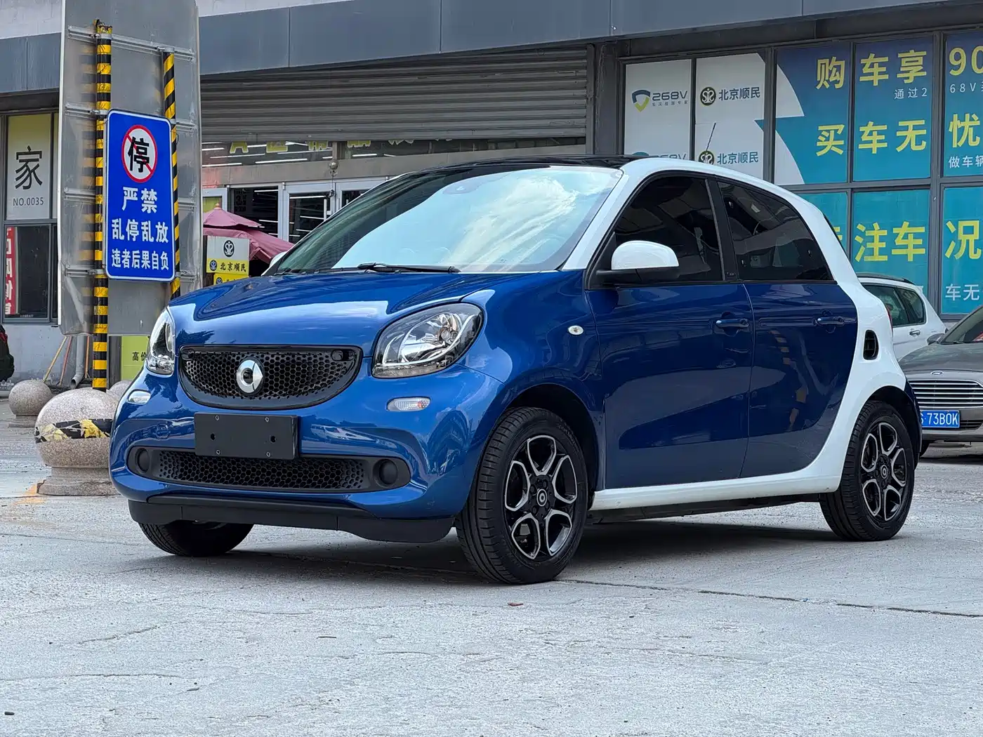 smart forfour 2018 2018 0.9T 66kW Pioneer Edition