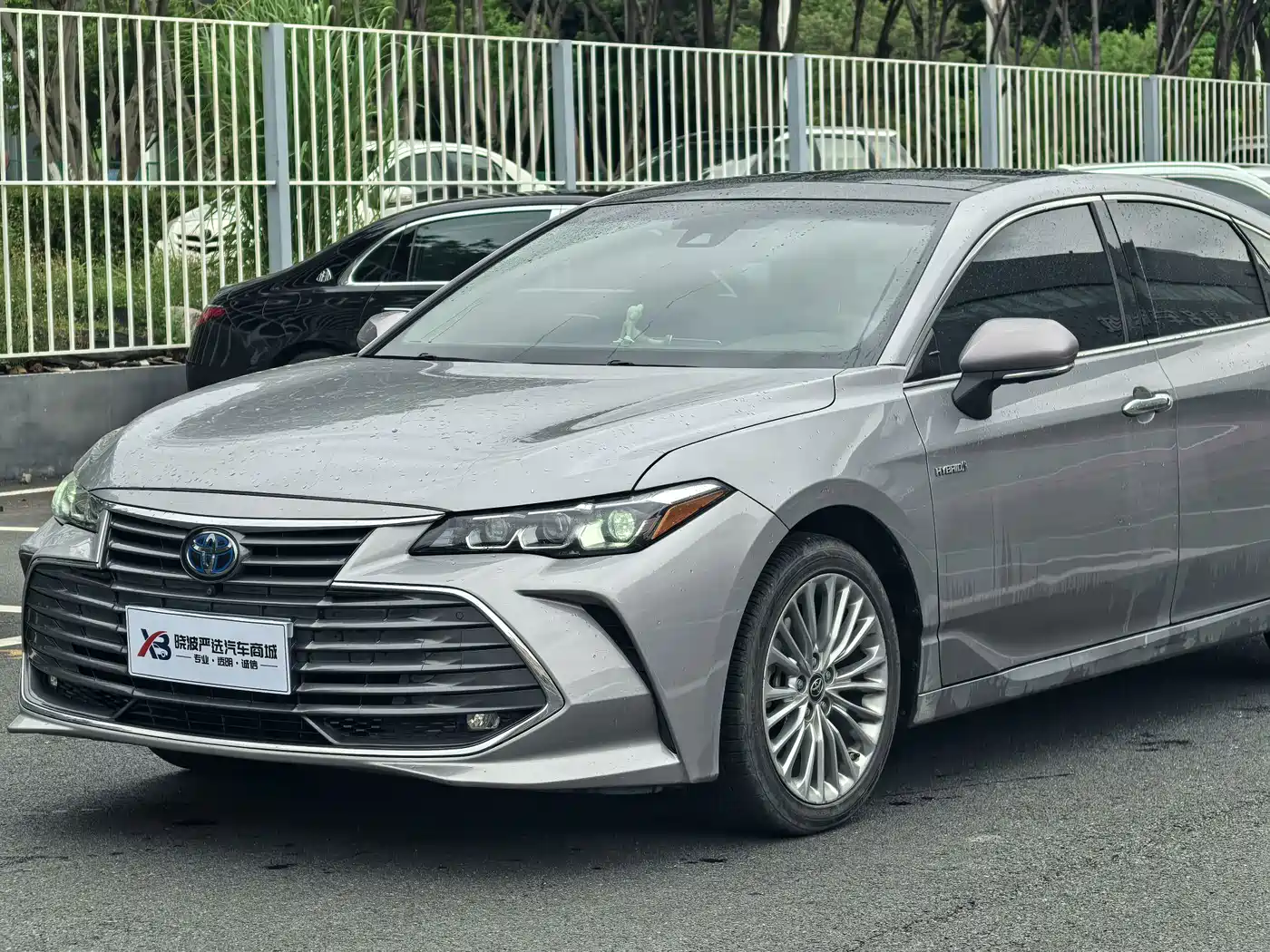 Toyota Avalon 2020 2019 Hybrid 2.5L XLE Premium Edition China V