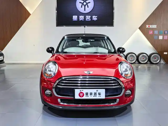 MINI 2014 1.5T COOPER Fun — фото 2