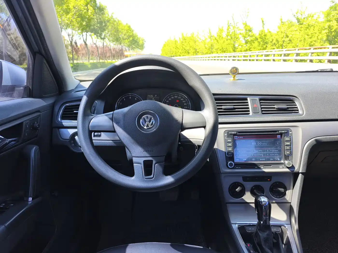 Volkswagen Lavida 2013 1.4TSI DSG Comfort Edition фото 12