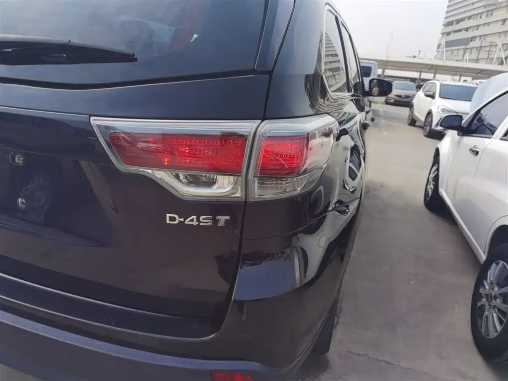 Toyota Highlander 2015 2.0T FWD Elite Edition 5-seater фото 8