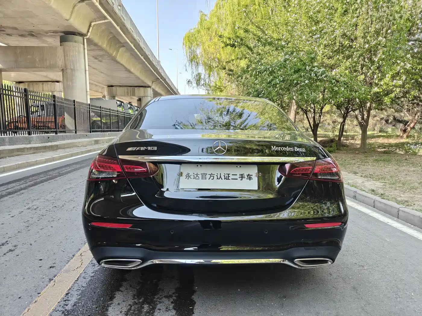 Mercedes-Benz E-Class 2021 E 300 L Sport Luxury Edition фото 3