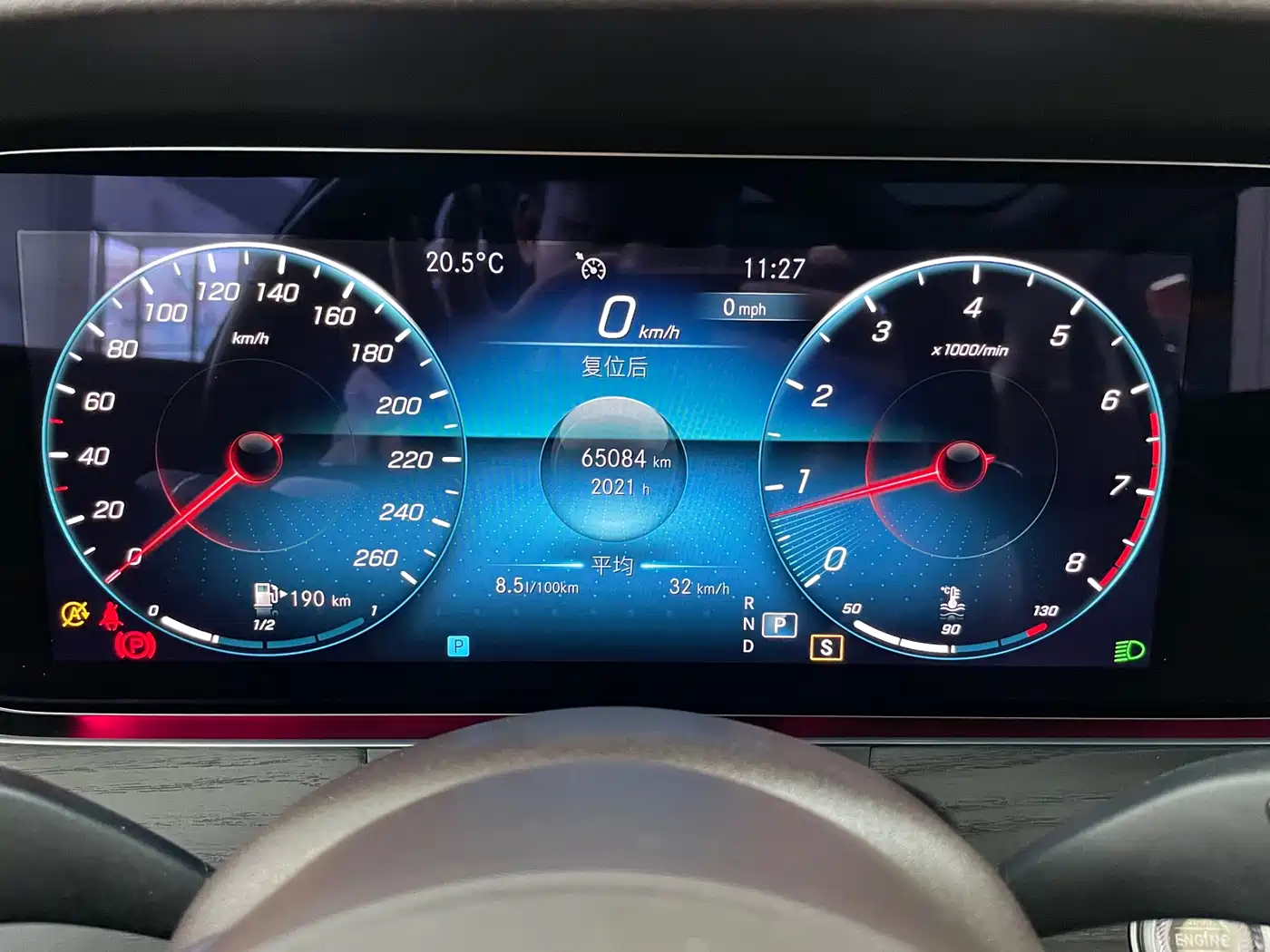 MERCEDES-BENZ E CLASS