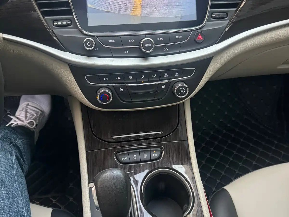 Buick Verano 2019 Sedan 15S Auto Leading фото 15