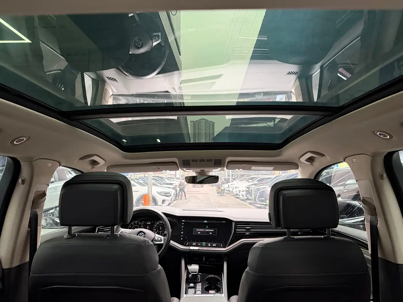 Volkswagen Touareg 2020 3.0TSI Enjoyment Edition China VI фото 19
