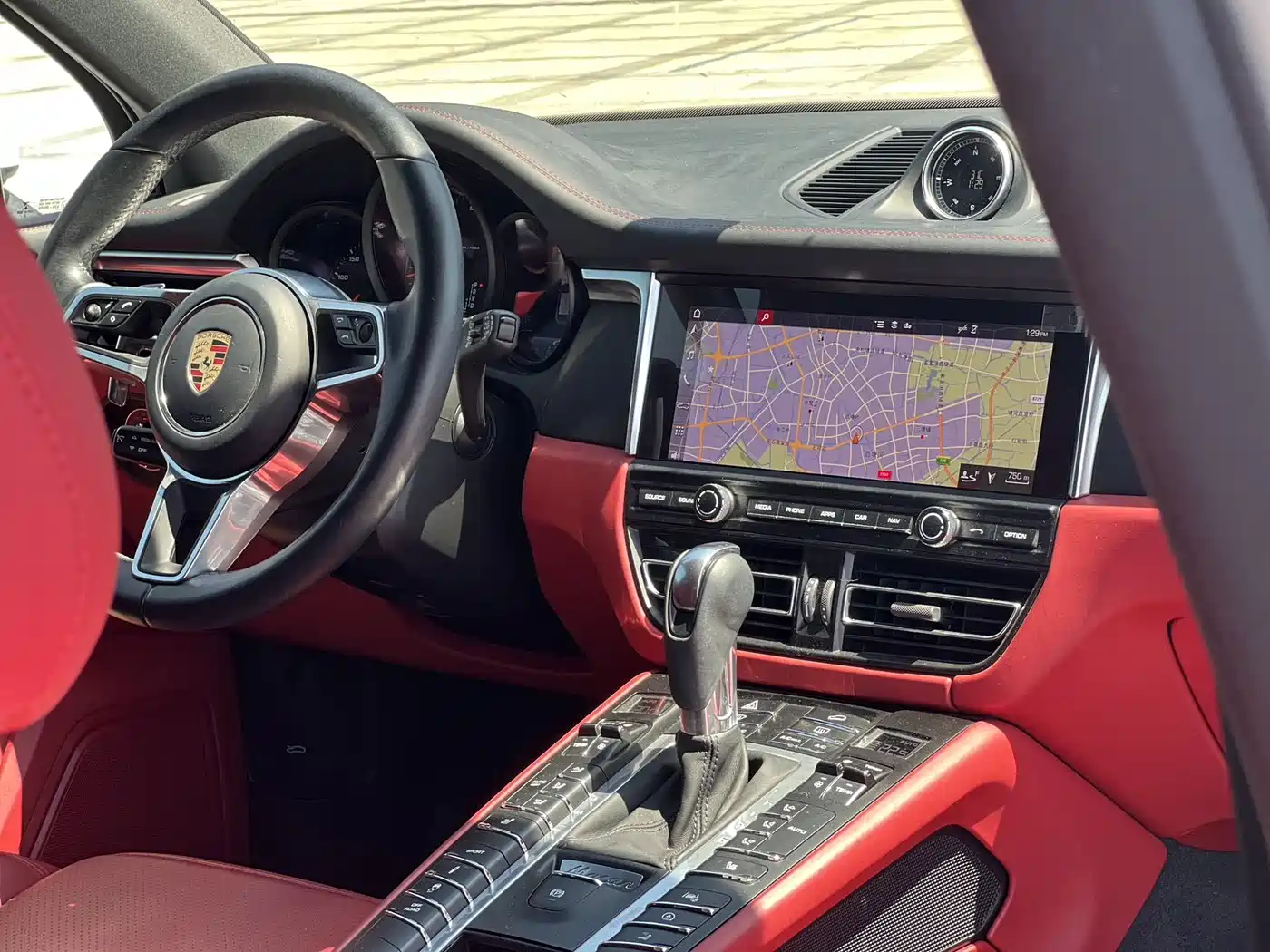 Porsche Macan 2021 Macan 2.0T фото 9