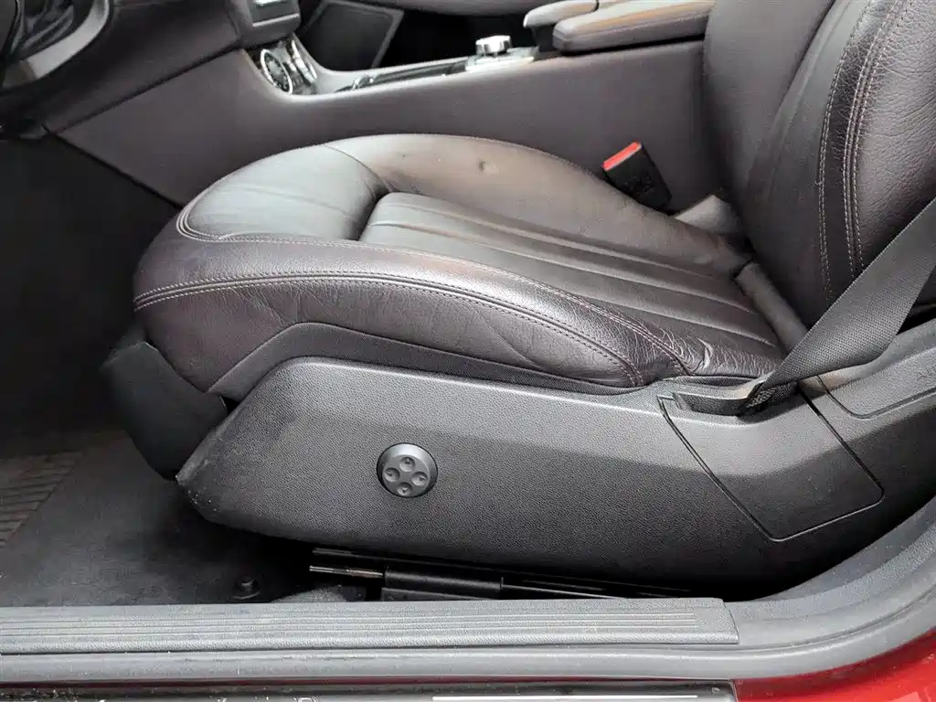 Mercedes-Benz CLS 2012 CLS 300 CGI фото 20