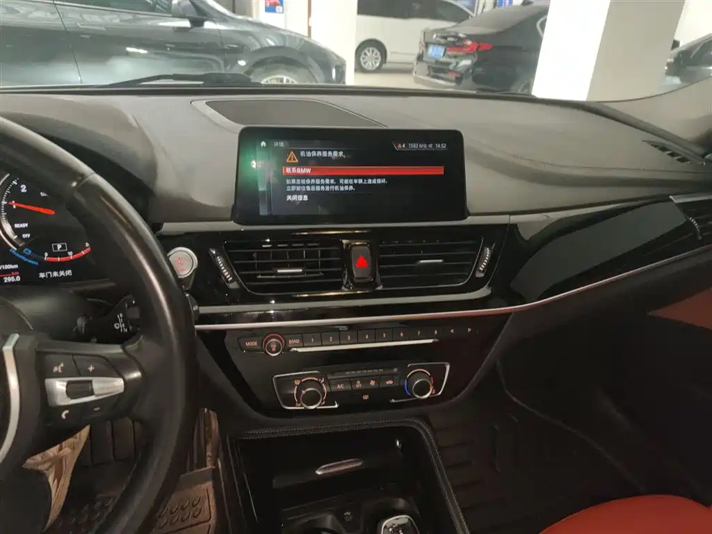 BMW 1 Series 2021 125i M Sport Black Night Edition фото 9