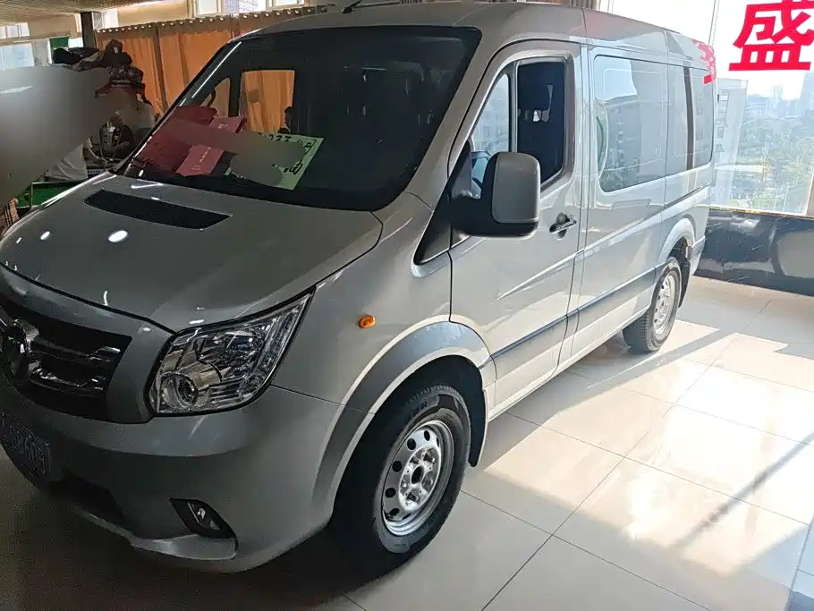 Foton Tuyano 2023 2023 2.0T Automatic Urban Edition Multi-function Short Wheelbase Medium Roof Rear Single Tire 5/6/9 Seater