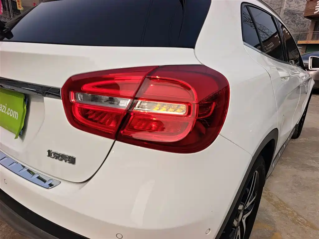 Mercedes-Benz GLA 2016 GLA 200 Fashion фото 8