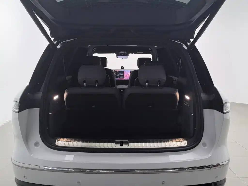 NIO ES8 2025 2025 Base Model