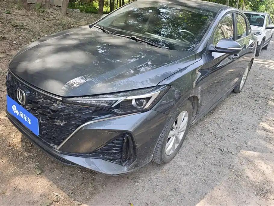 Changan Eado 2025 Model PLUS 1.5L Manual Luxury Edition