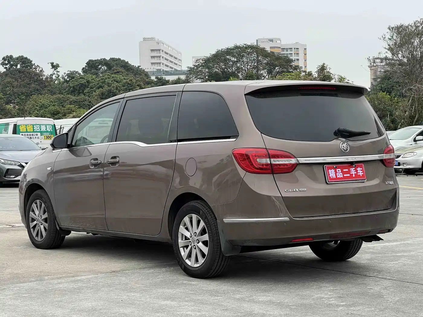 Buick GL8 2018 28T Comfort China VI фото 9