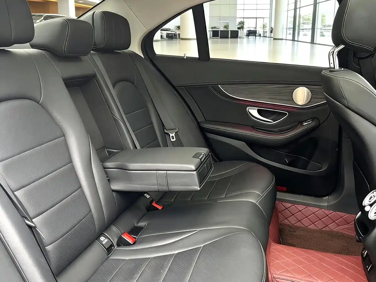 Mercedes-Benz C-Class 2020 C 260 L Sport фото 8