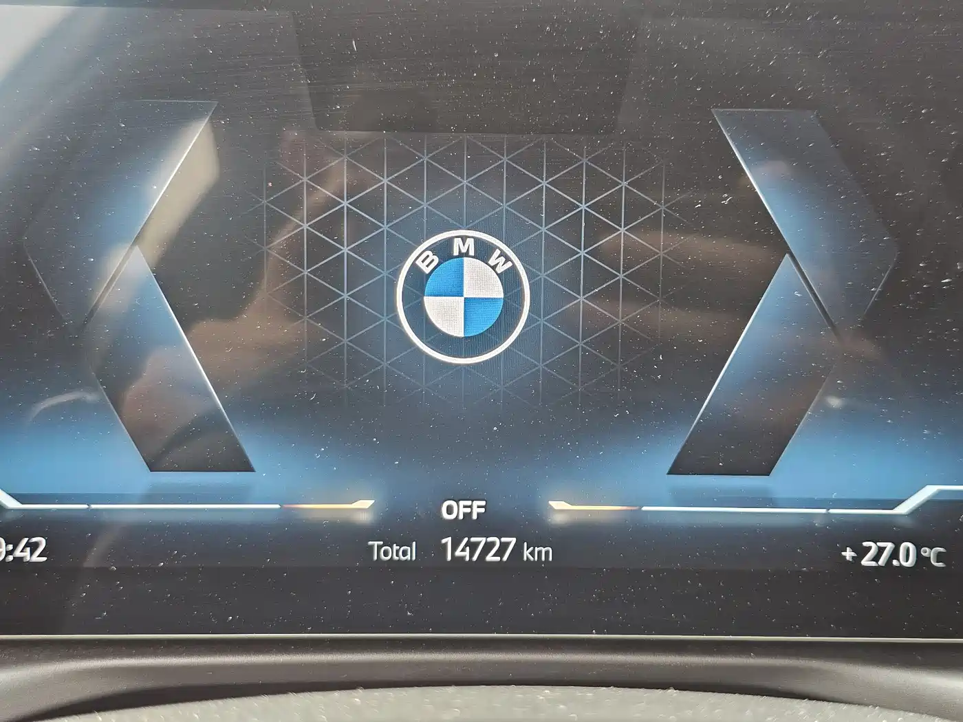 BMW 3 Series 2023 325i M Sport Black Night Package фото 23