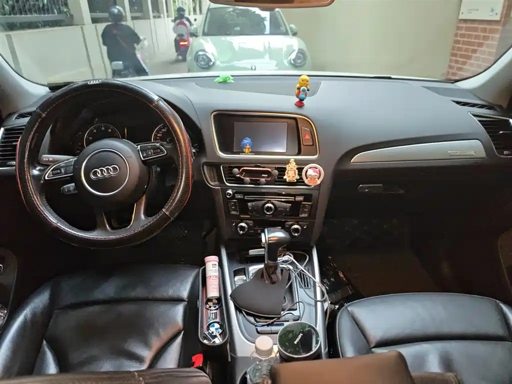 Audi Q5 2015 40 TFSI Technology фото 13