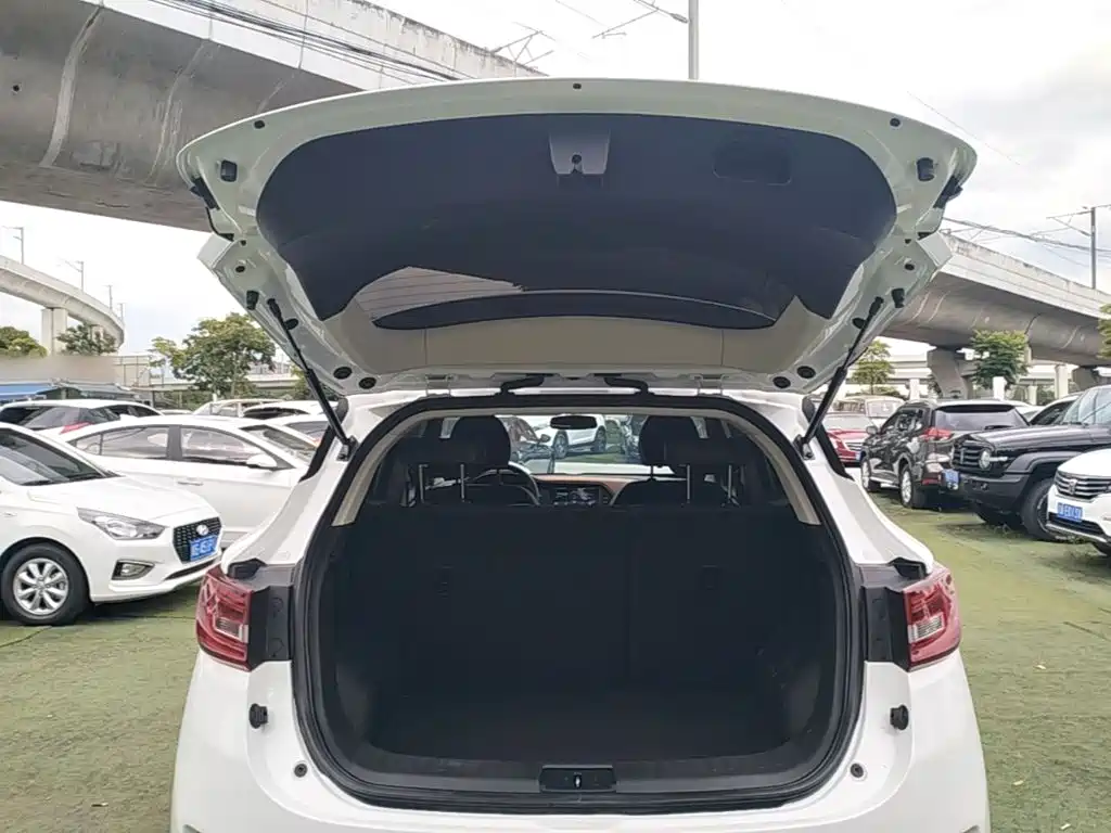 Zotye T300 2024 2023 T300L 1.5L Manual Standard Edition