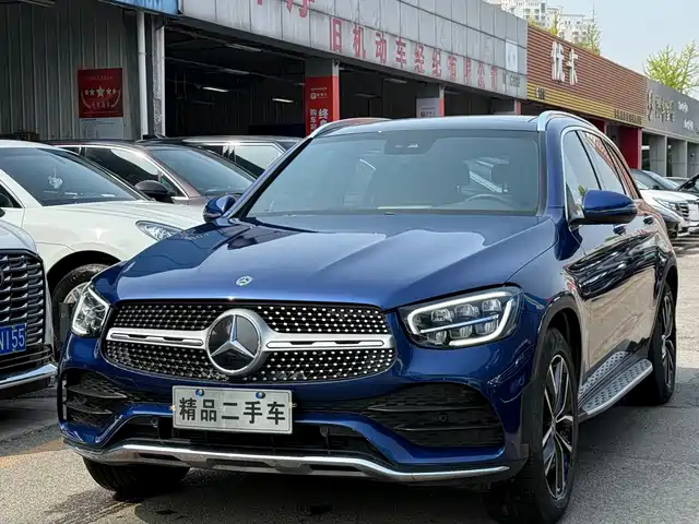MERCEDES-BENZ GLC