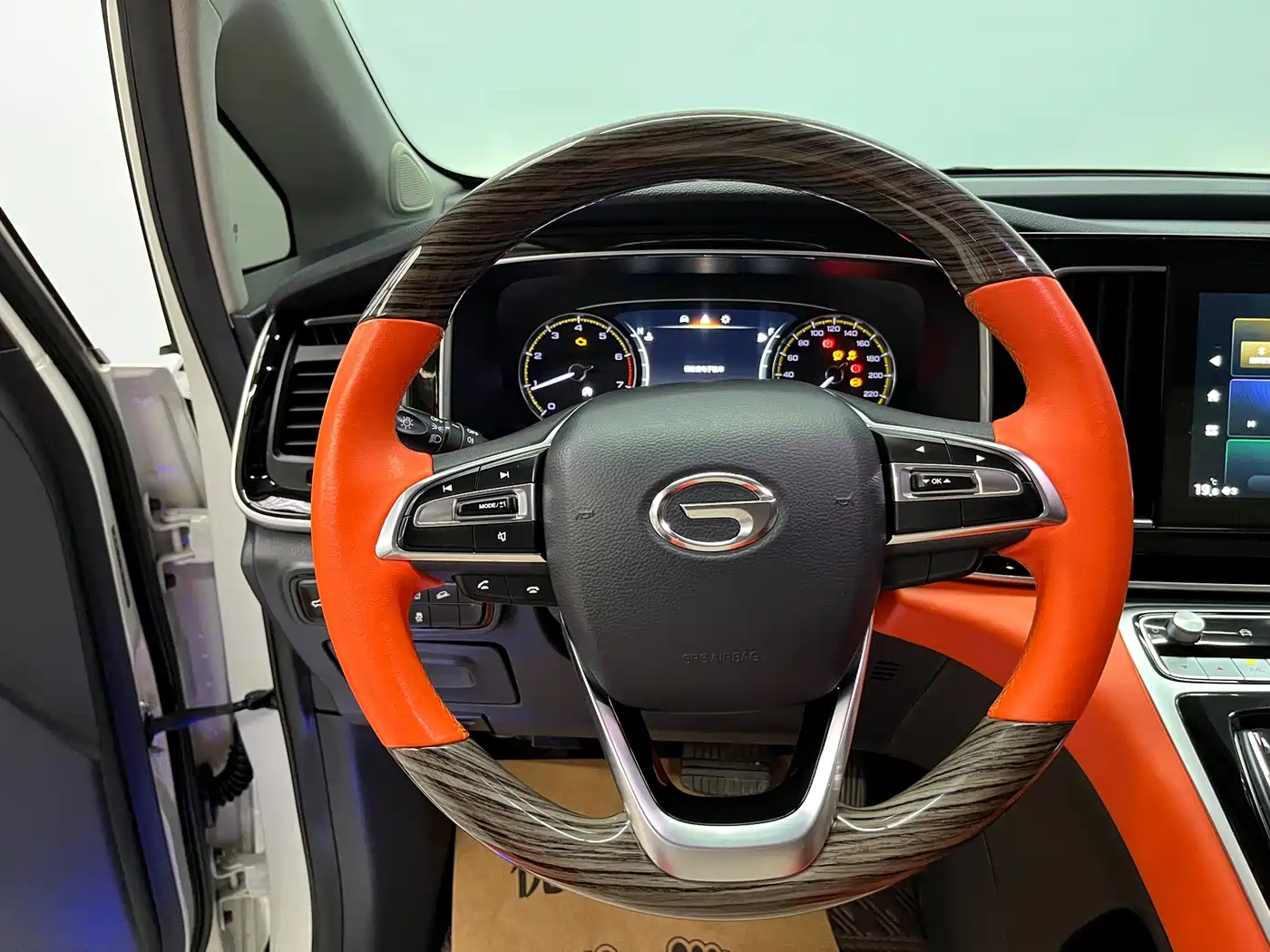 GAC Trumpchi Trumpchi M8 2021 Leading Show Series 390T Luxury Edition фото 8