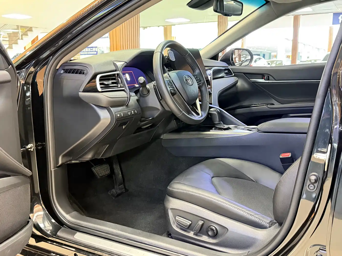 Toyota Camry 2021 2.5S Feng Shang Edition фото 4