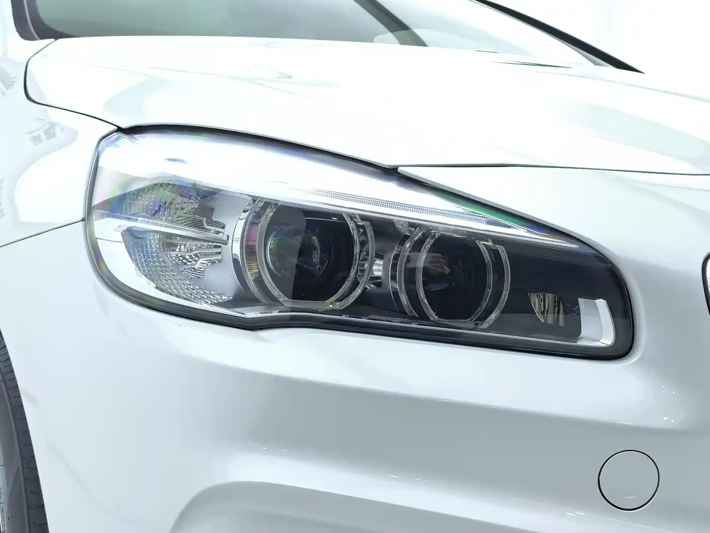 BMW 2 Series Touring 2016 218i Sport Design Package фото 21