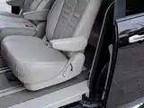 Фото 25 - Mazda 8