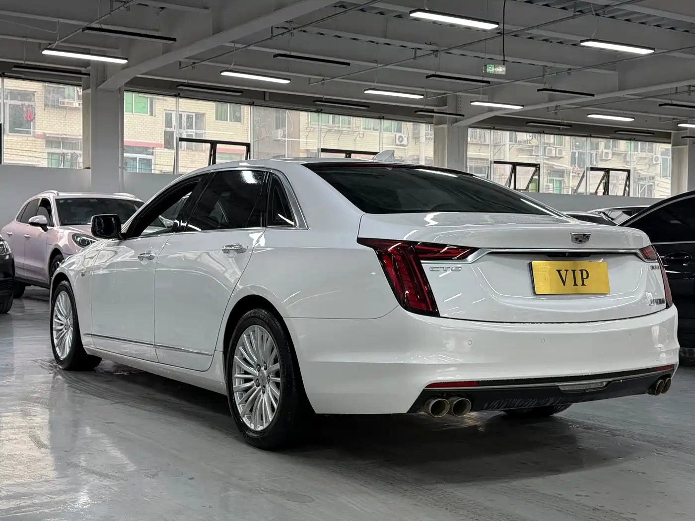 CADILLAC CT6
